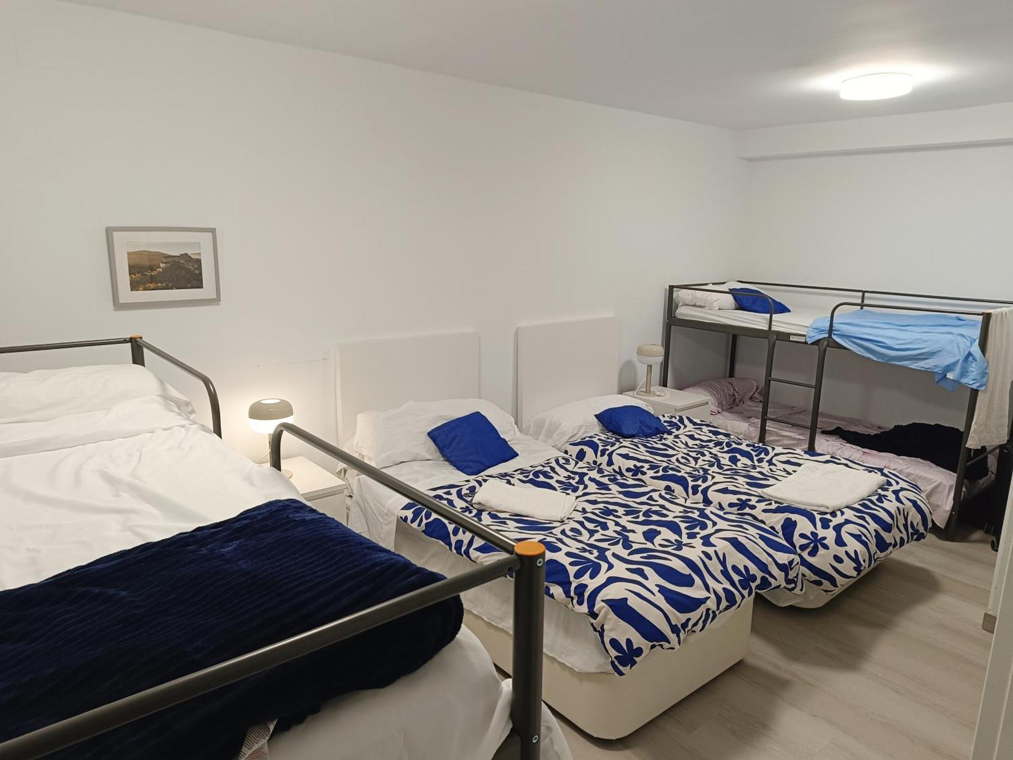 Hostel Latimoamericano Masculino Madrid Esterno foto